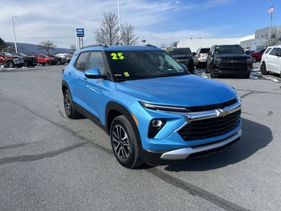 Used 2025 Chevrolet TrailBlazer LT w/ LT Cold Weather Package