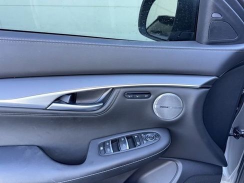 Certified 2025 INFINITI QX55 Essential image 22