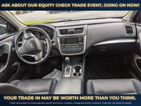 Used 2017 Nissan Altima 2.5 SR w/ Midnight Edition Package FWD image 16