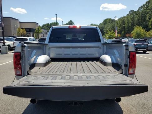 Used 2019 RAM 1500 Express w/ Express Value Package AWD/4WD image 14