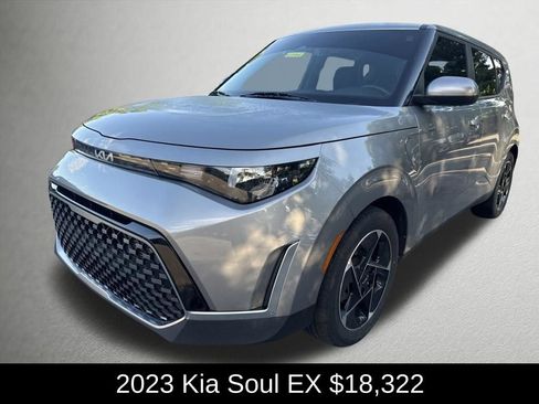 Used 2023 Kia Soul EX FWD image 7