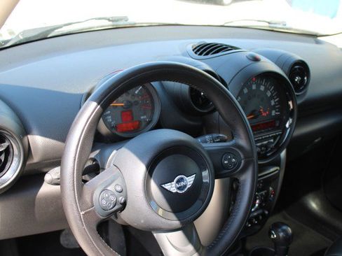 Used 2016 MINI Cooper Countryman FWD image 10