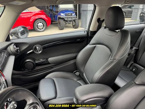 Used 2018 MINI Cooper S FWD image 19