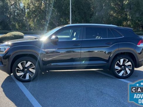Certified 2024 Volkswagen Atlas Cross Sport SE image 5