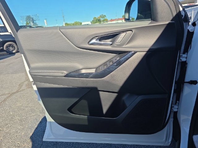 Used 2025 Chevrolet Equinox LT FWD image 28