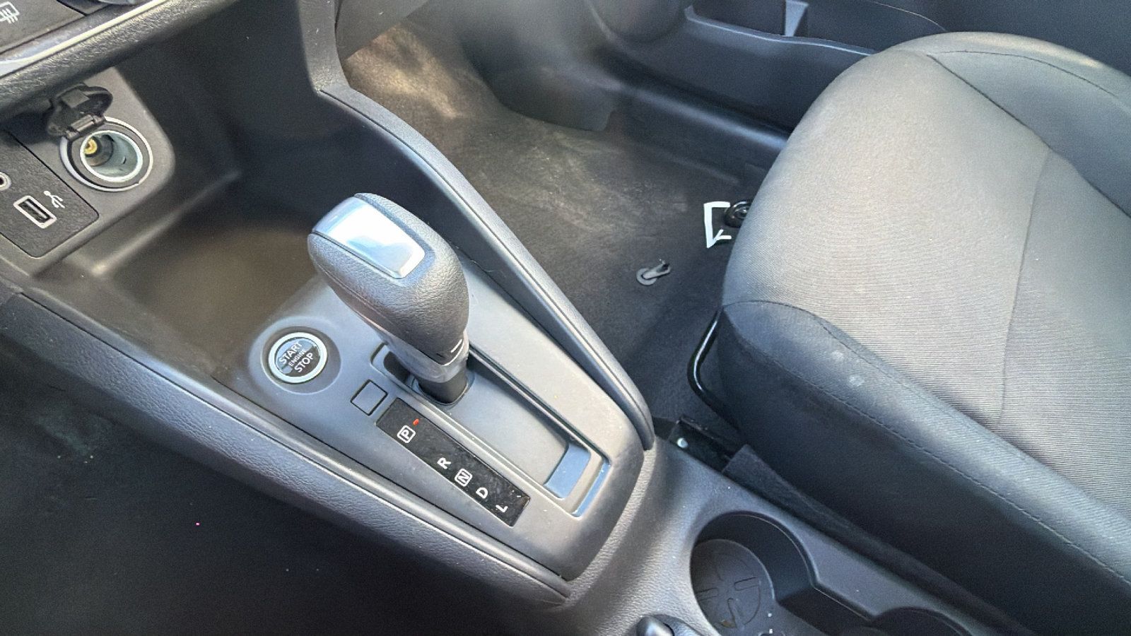 Used 2025 Nissan Kicks Play S FWD image 30
