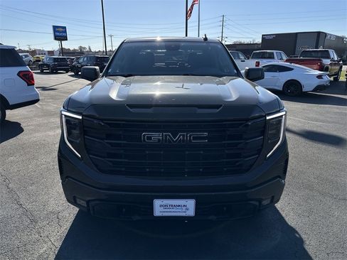 Used 2023 GMC Sierra 1500 Elevation image 25