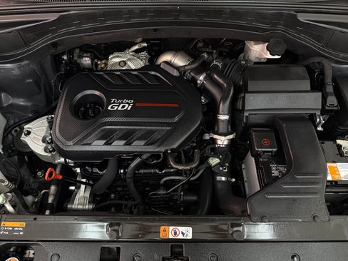 Used 2018 Hyundai Santa Fe Sport FWD image 32