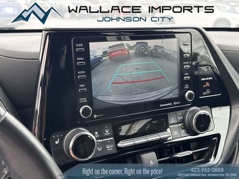 Used 2022 Toyota Highlander XSE FWD image 25