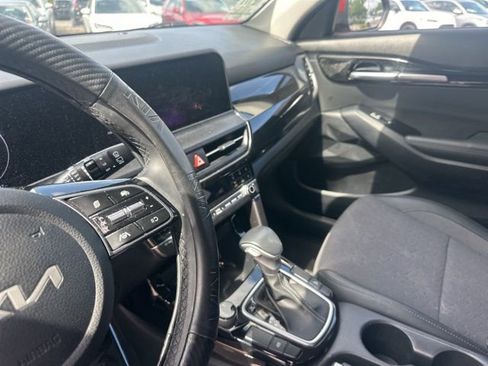 Used 2024 Kia Seltos S image 17