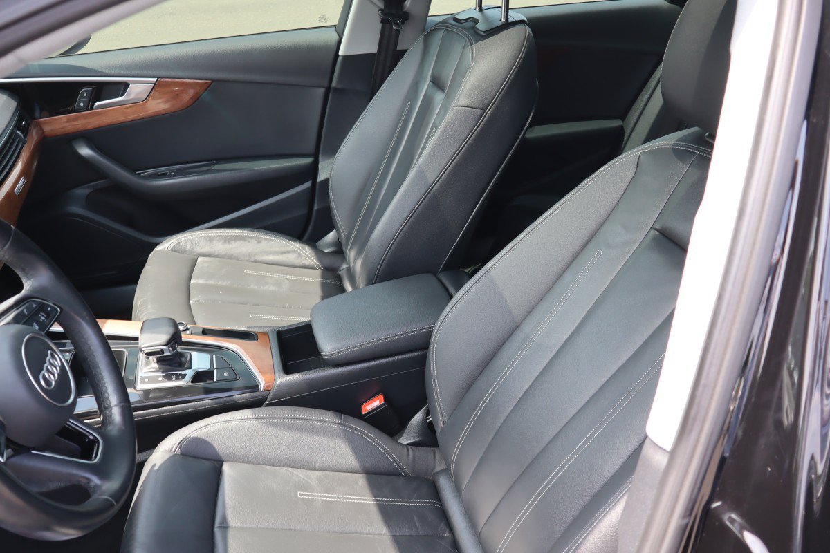 Used 2023 Audi A4 2.0T Premium w/ Convenience Package AWD/4WD image 18