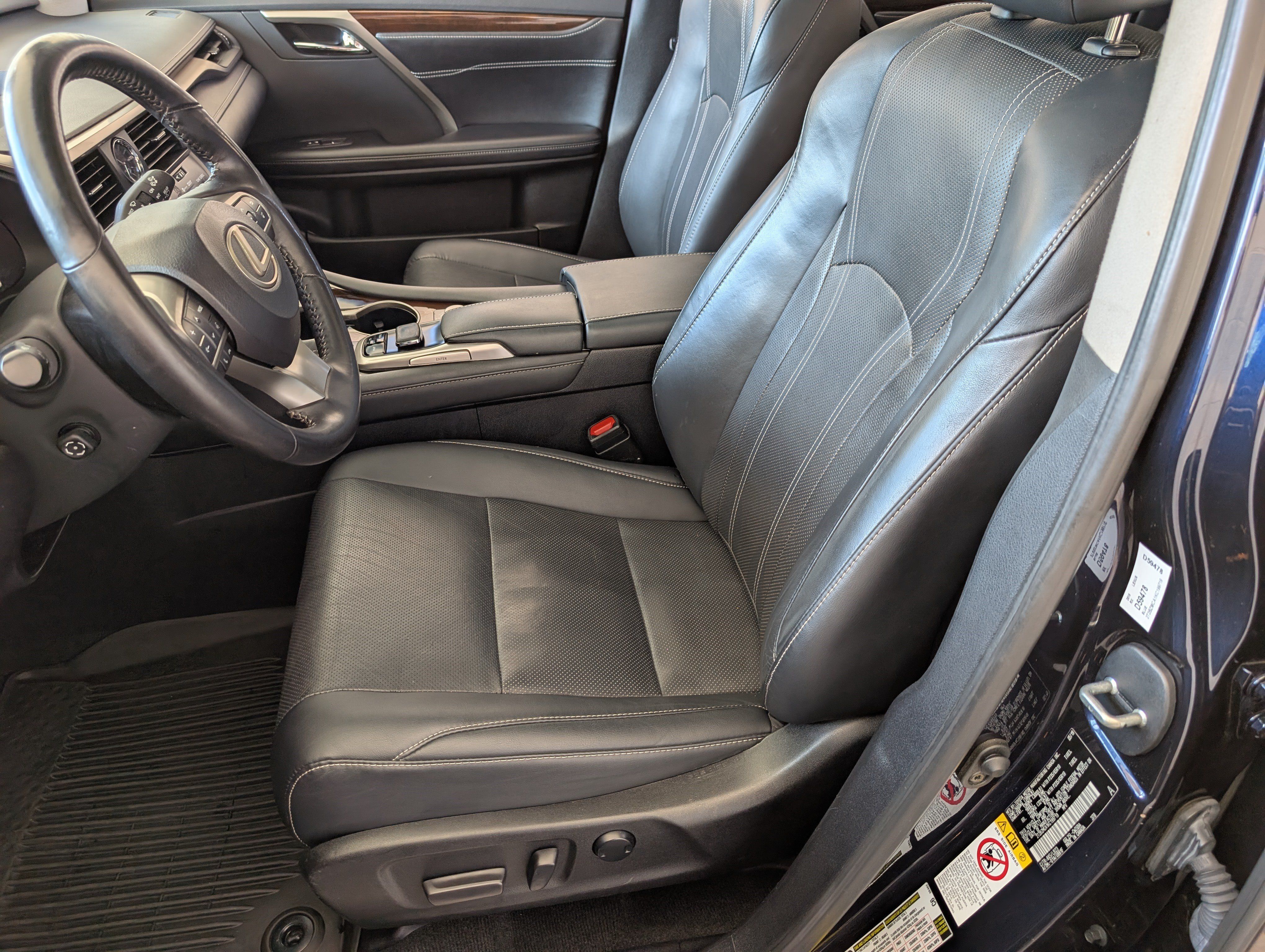 Used 2019 Lexus RX 350 AWD w/ Navigation Package image 18