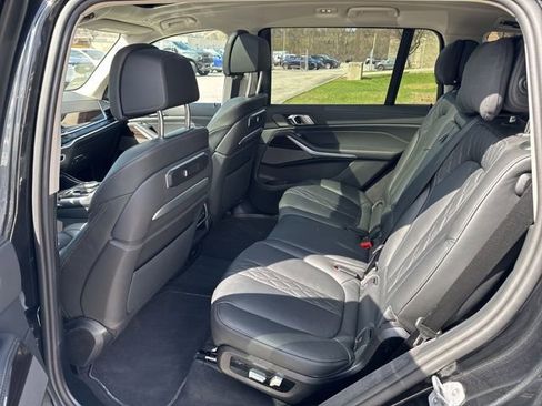 Used 2026 BMW X7 xDrive40i image 62