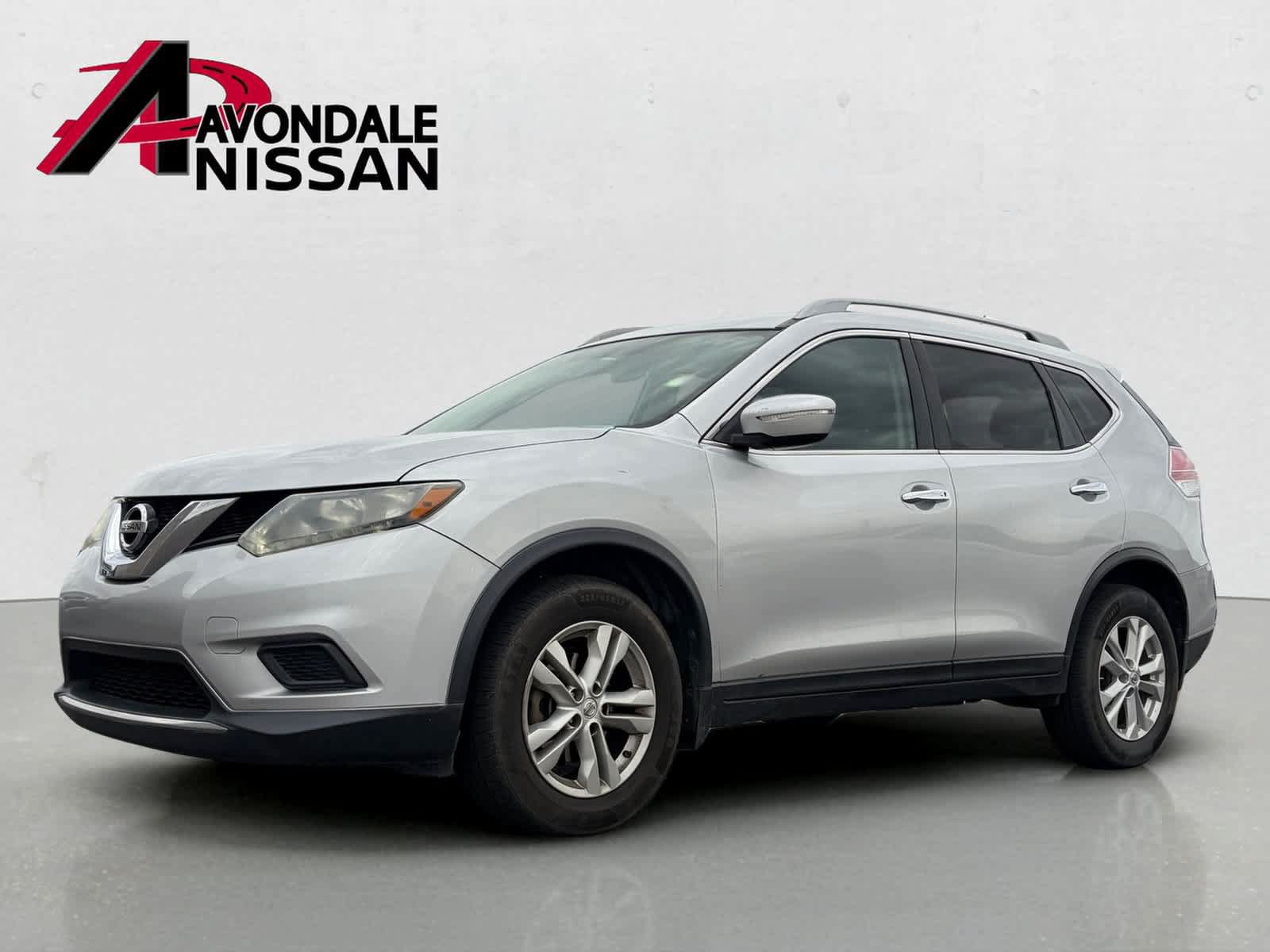 Used 2014 Nissan Rogue SV AWD/4WD image 2