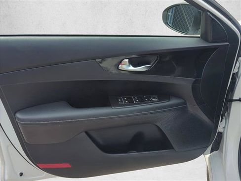Used 2024 Kia Forte GT-Line FWD image 10