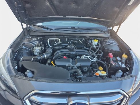 Used 2019 Subaru Outback 2.5i Limited w/ Popular Package #2 image 24