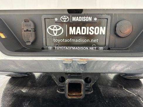 Used 2024 GMC Sierra 1500 SLT AWD/4WD image 48