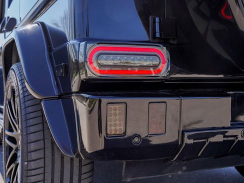 Used 2017 Mercedes-Benz G 63 AMG 4MATIC image 17