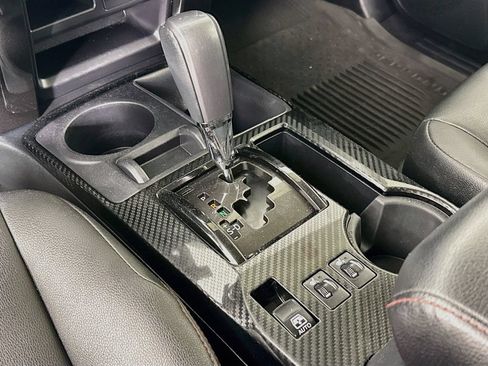 Certified 2021 Toyota 4Runner Venture AWD/4WD image 19
