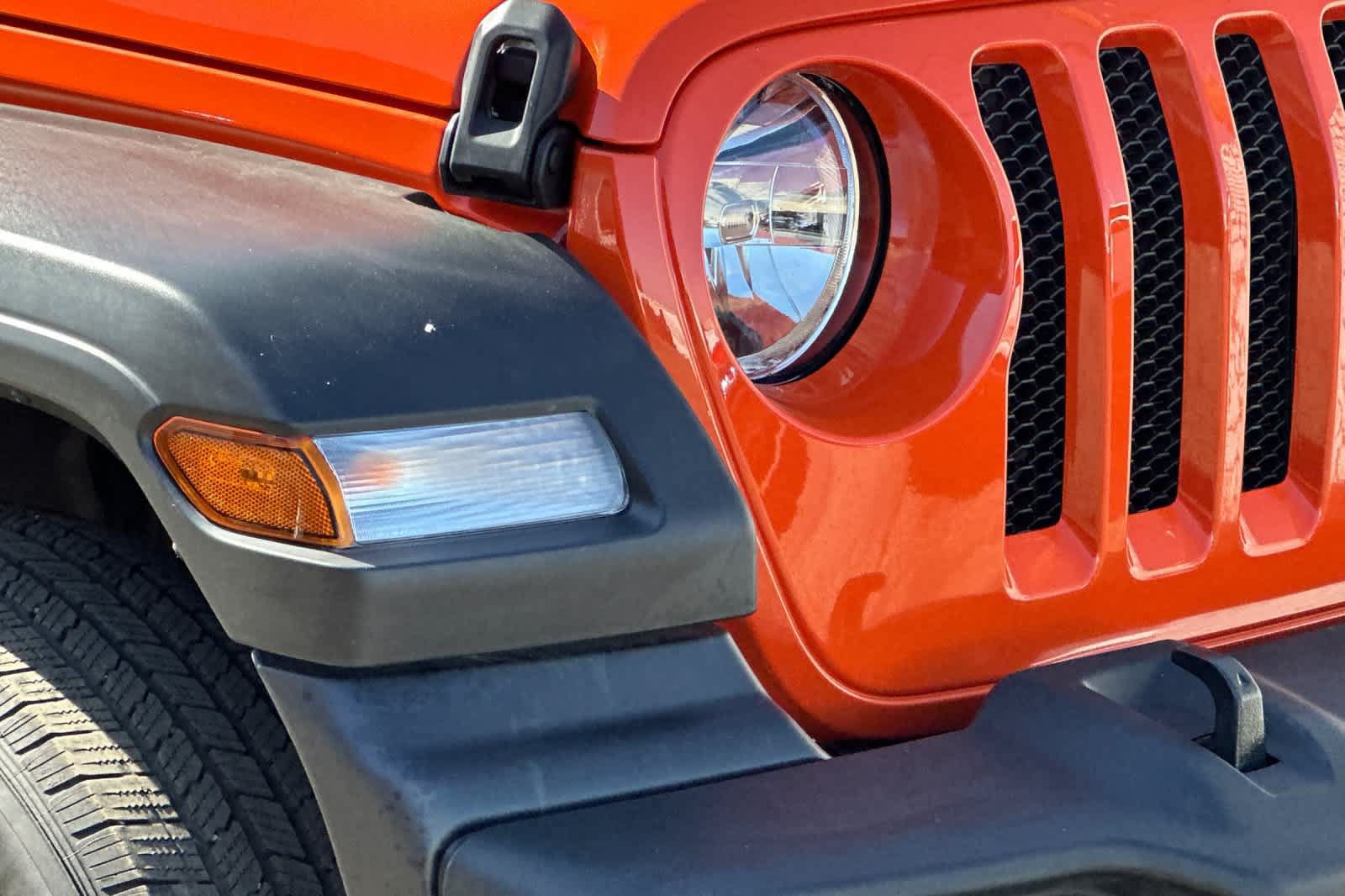 Used 2023 Jeep Wrangler Sport AWD/4WD image 31