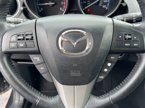 Used 2013 MAZDA MAZDA3 i Grand Touring image 21