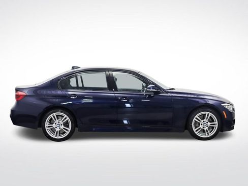 Used 2018 BMW 340i xDrive Sedan AWD/4WD image 6