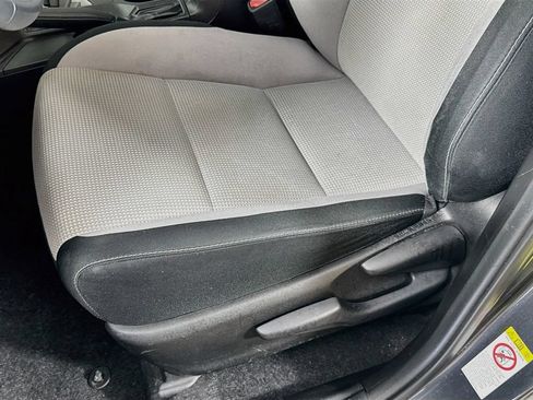 Used 2017 Toyota RAV4 XLE w/ Plus Special Value Package FWD image 23