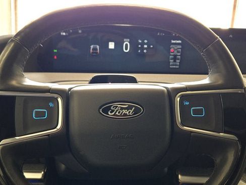 Used 2025 Ford Expedition Tremor AWD/4WD image 34