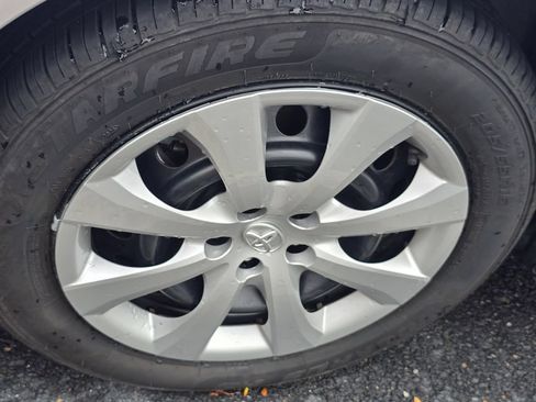 Used 2024 Toyota Corolla LE FWD image 22