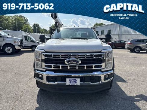 New 2024 Ford F550 4x4 Regular Cab Super Duty image 3