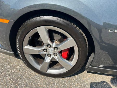 Used 2010 Chevrolet Camaro SS w/ LPO, Ground Effects Package image 25