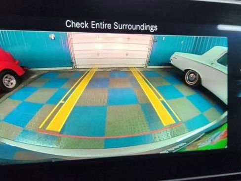 Used 2020 Mercedes-Benz GLE 350 GLE 350 4MATIC Sport Utility 4 w/ Premium Package image 37