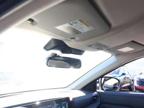 New 2026 Nissan Kicks SV image 13