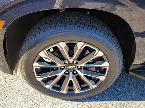 New 2025 Chevrolet Tahoe High Country AWD/4WD image 17