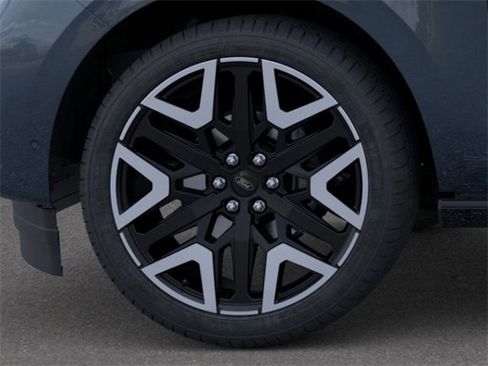 New 2026 Ford Expedition Platinum w/ Platinum Ultimate Package image 19