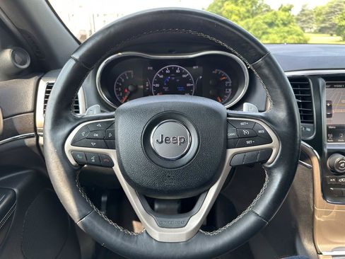 Used 2017 Jeep Grand Cherokee Limited AWD/4WD image 26