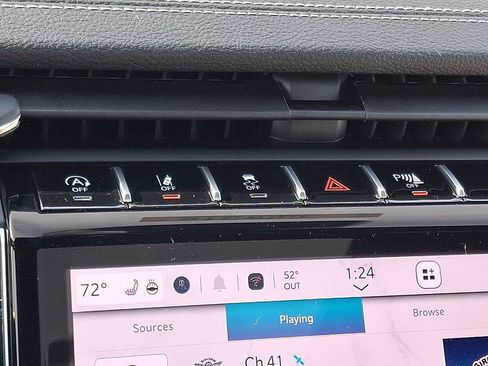 New 2025 Jeep Grand Cherokee Limited w/ Luxury Tech Group II image 19