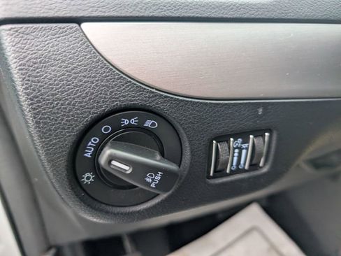 Used 2017 Dodge Grand Caravan GT image 14