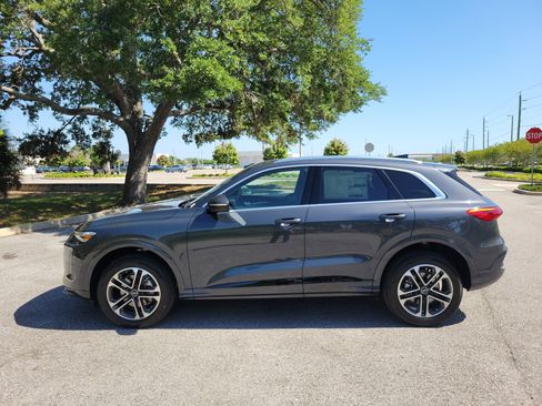 New 2026 Audi Q5 Premium Plus AWD/4WD image 7