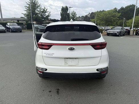 Used 2021 Kia Sportage LX AWD/4WD image 5