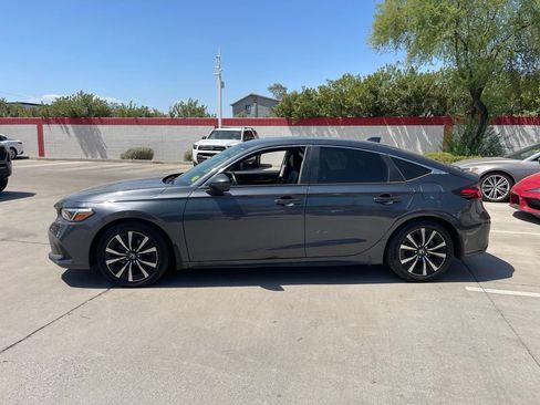 Used 2024 Honda Civic EX-L image 6