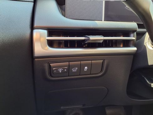 Used 2026 Hyundai Tucson SEL Plus FWD image 18