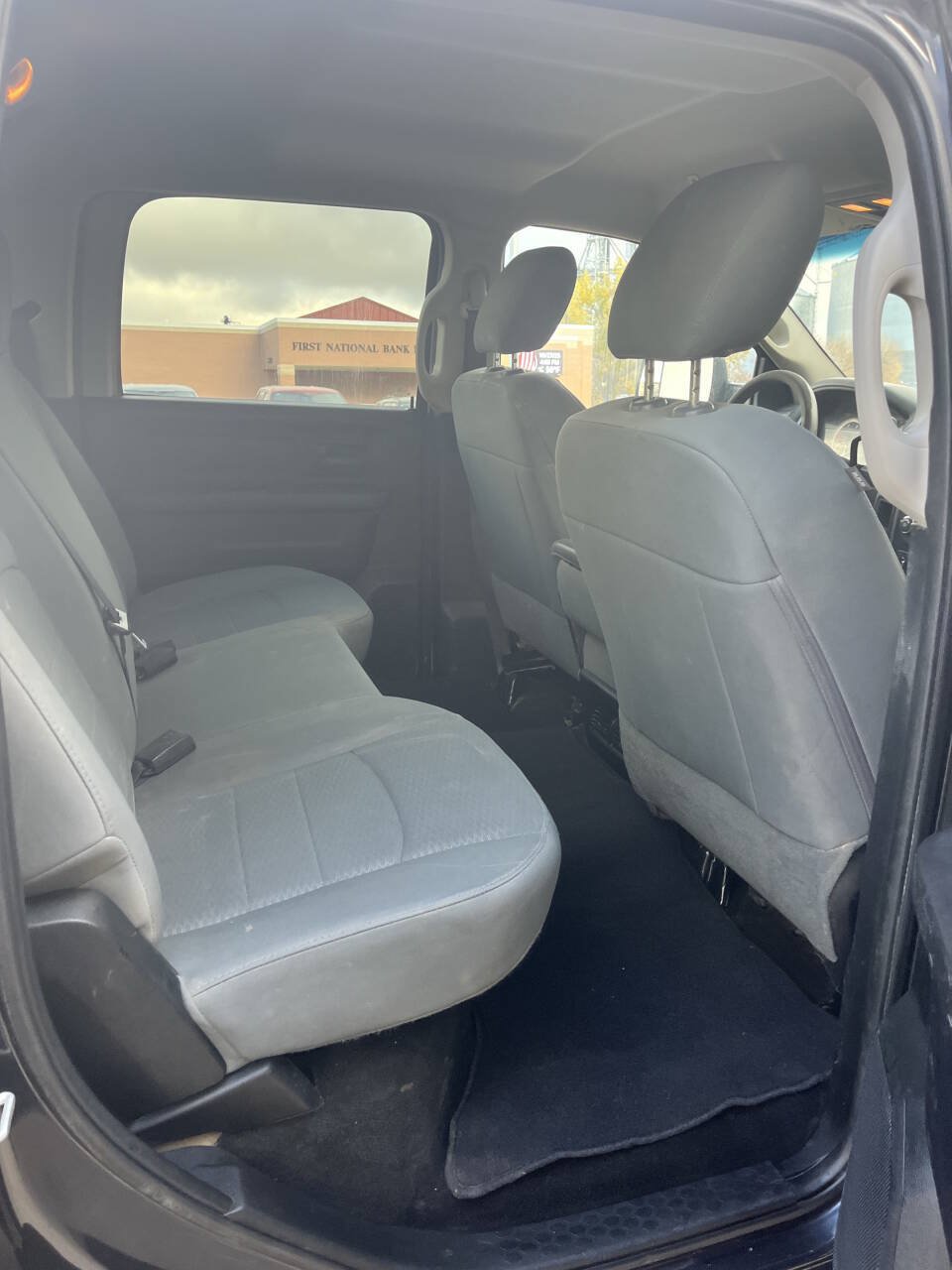 Used 2017 RAM 3500 Tradesman w/ Chrome Appearance Group AWD/4WD image 4