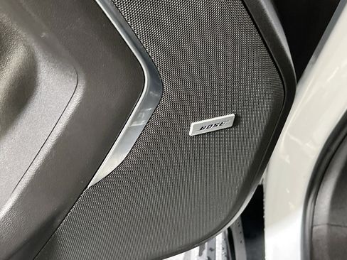 Used 2021 GMC Yukon AT4 w/ Technology Package image 18