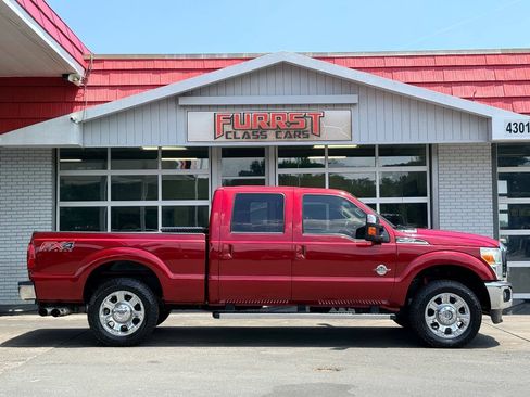 Used 2015 Ford F250 Lariat w/ Lariat Ultimate Package AWD/4WD image 2