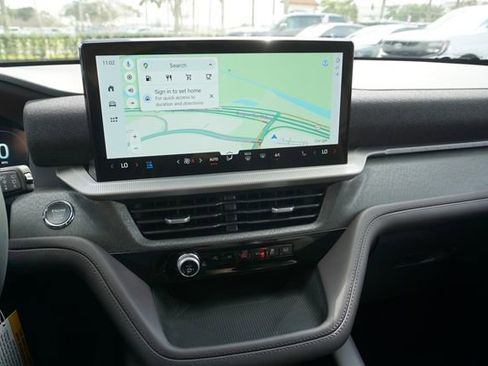 New 2026 Ford Explorer Platinum image 4