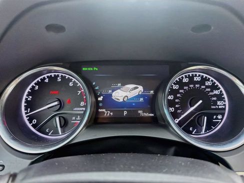 Used 2018 Toyota Camry XLE FWD image 38