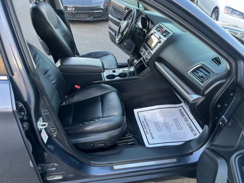 Used 2017 Subaru Outback 3.6R Limited AWD/4WD image 26