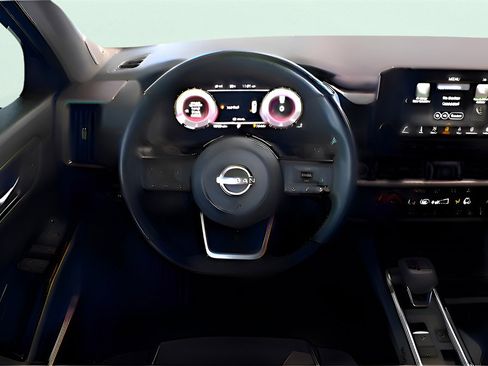 Used 2024 Nissan Pathfinder Platinum w/ Cargo Package image 10