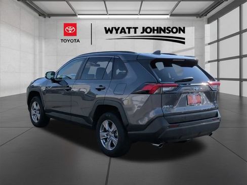 Used 2025 Toyota RAV4 XLE FWD image 3